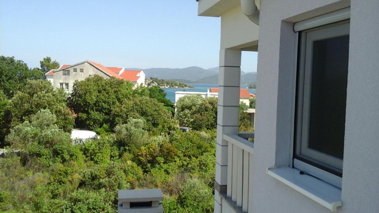Villa Adria Сресер Екстериор снимка