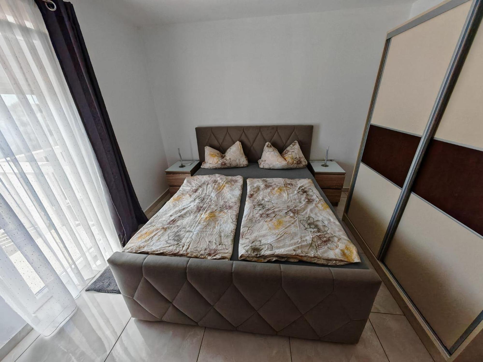 Villa Adria Сресер Екстериор снимка